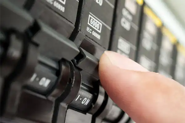 %Focuskw% | New Berlin Heating &Amp; Air Conditioning New Berlin Heating & Air Conditioning expert Circuit Breaker Installation services in New Berlin, WI